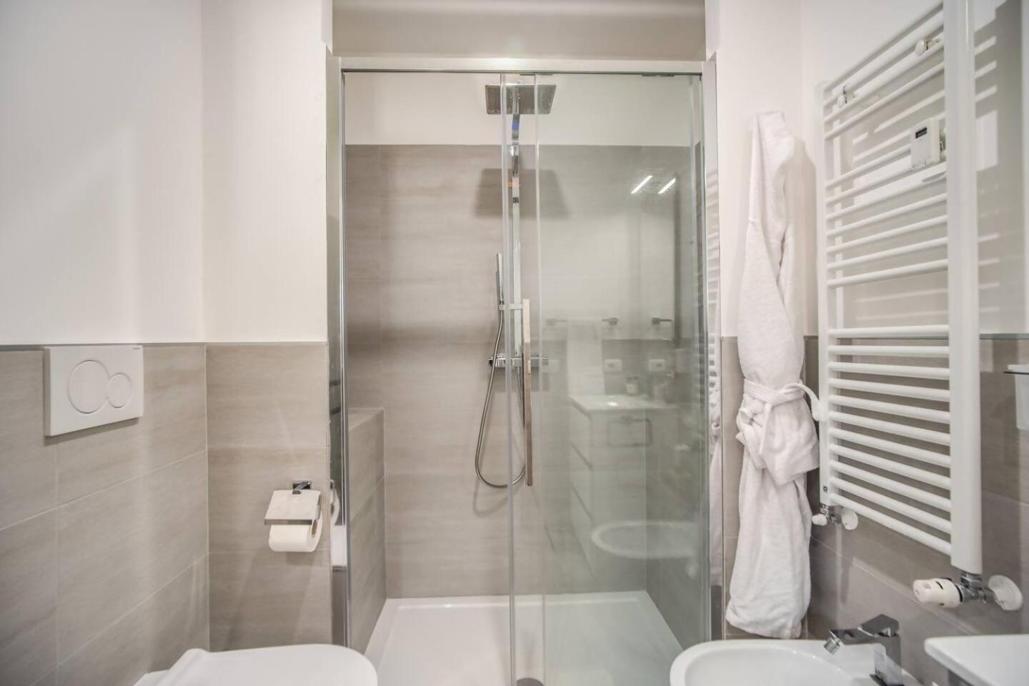Naos Suite Close Popolo Square Roma Esterno foto